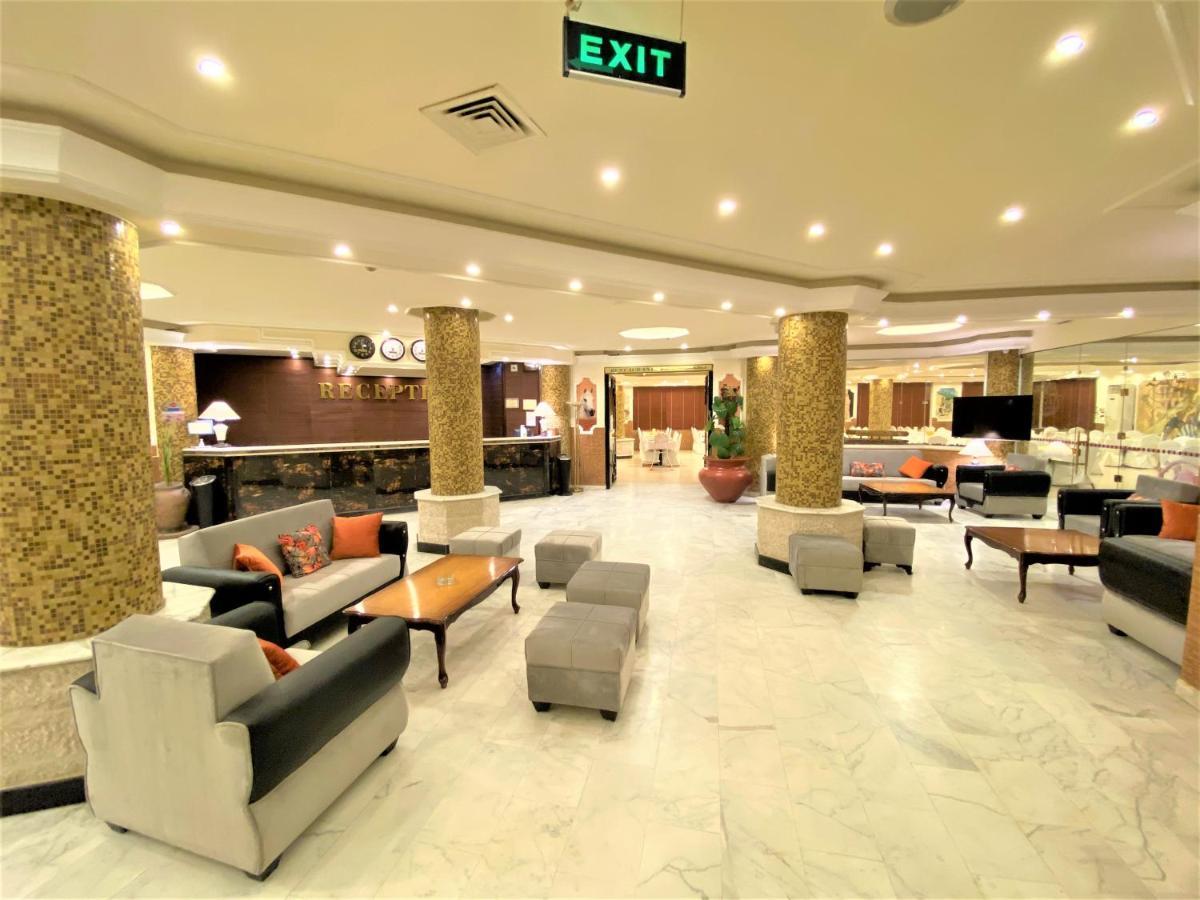 Silk Road Hotel Vádi Músza Kültér fotó
