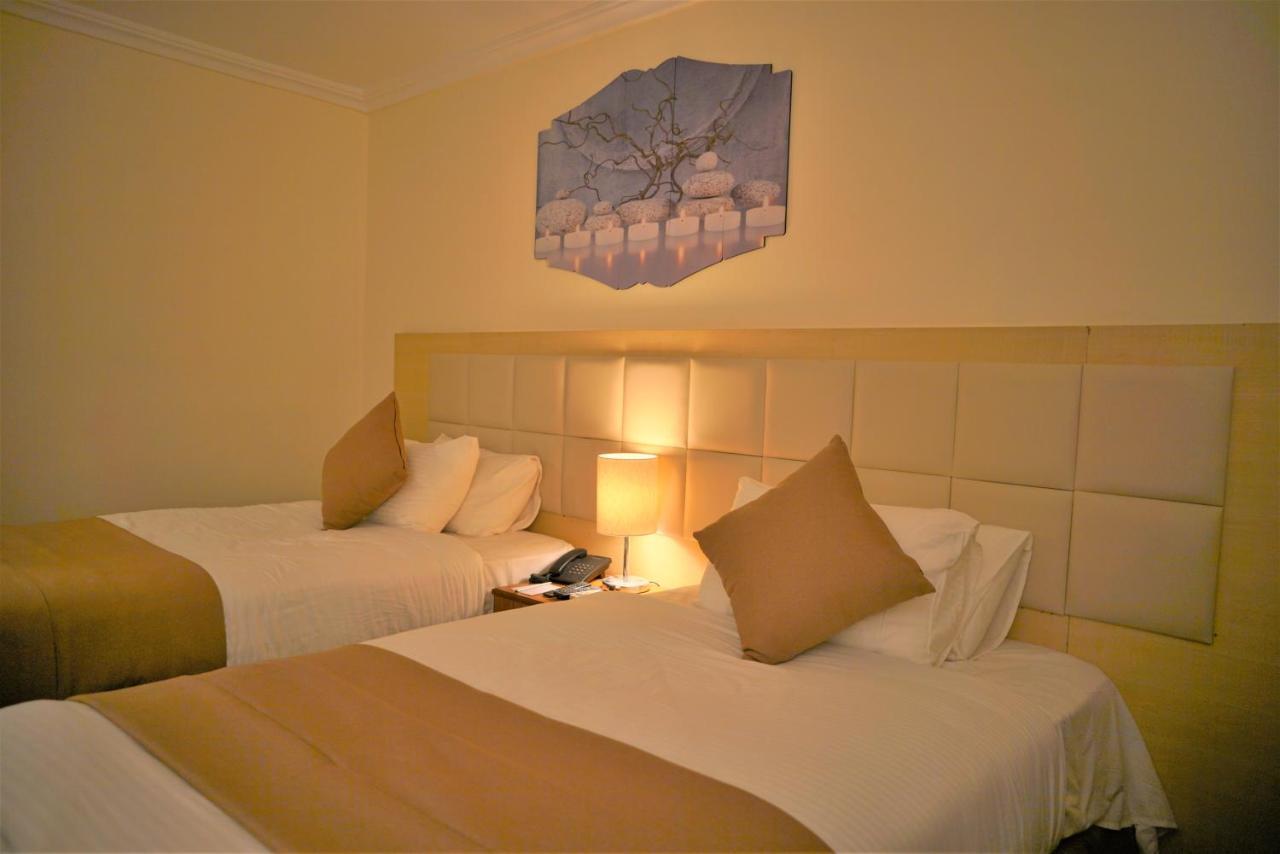 Silk Road Hotel Vádi Músza Kültér fotó
