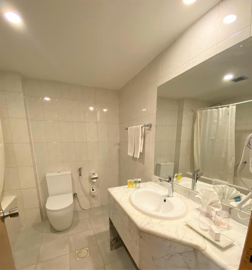 Silk Road Hotel Vádi Músza Kültér fotó