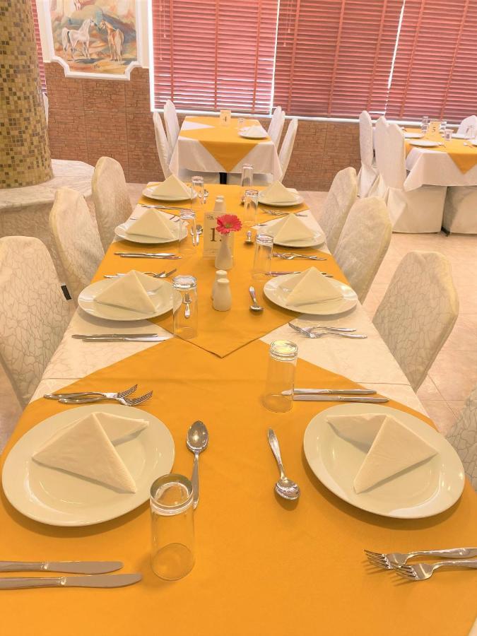Silk Road Hotel Vádi Músza Kültér fotó